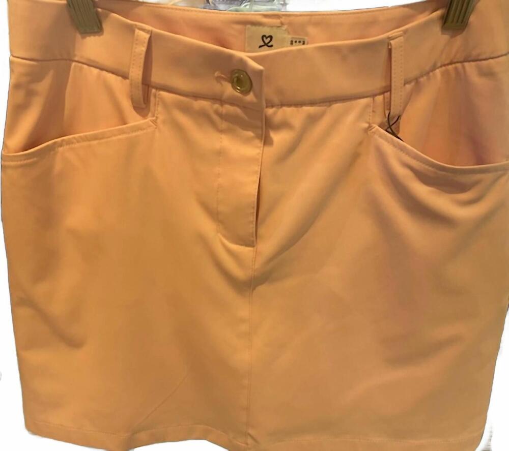 NEW DAILY SPORTS women's lyric skort in 800 pink